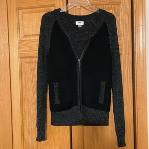 Women’s charcoal gray zip up bomber style sweater